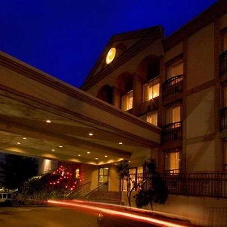 Executive Inn Express Vancouver Airport 리치먼드 외부 사진
